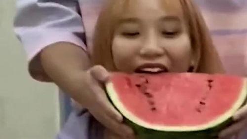 娱乐吃瓜酱情侣之间,娱乐吃瓜酱情侣甜蜜日常大揭秘